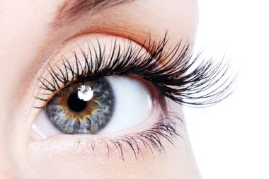 Oubliez votre mascara, optez pour la méthode cil à cil proposé par l'institut de beauté Silhouette au sein d'Espace Forme